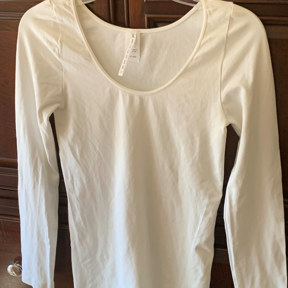 TWO tops (cream and black)  RECOVER O/S Long-sleeved scoop neck